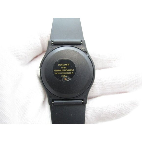 Vtg Women RCA Dog Quartz WR Analog 32mm Dial Round Watch (G691) \